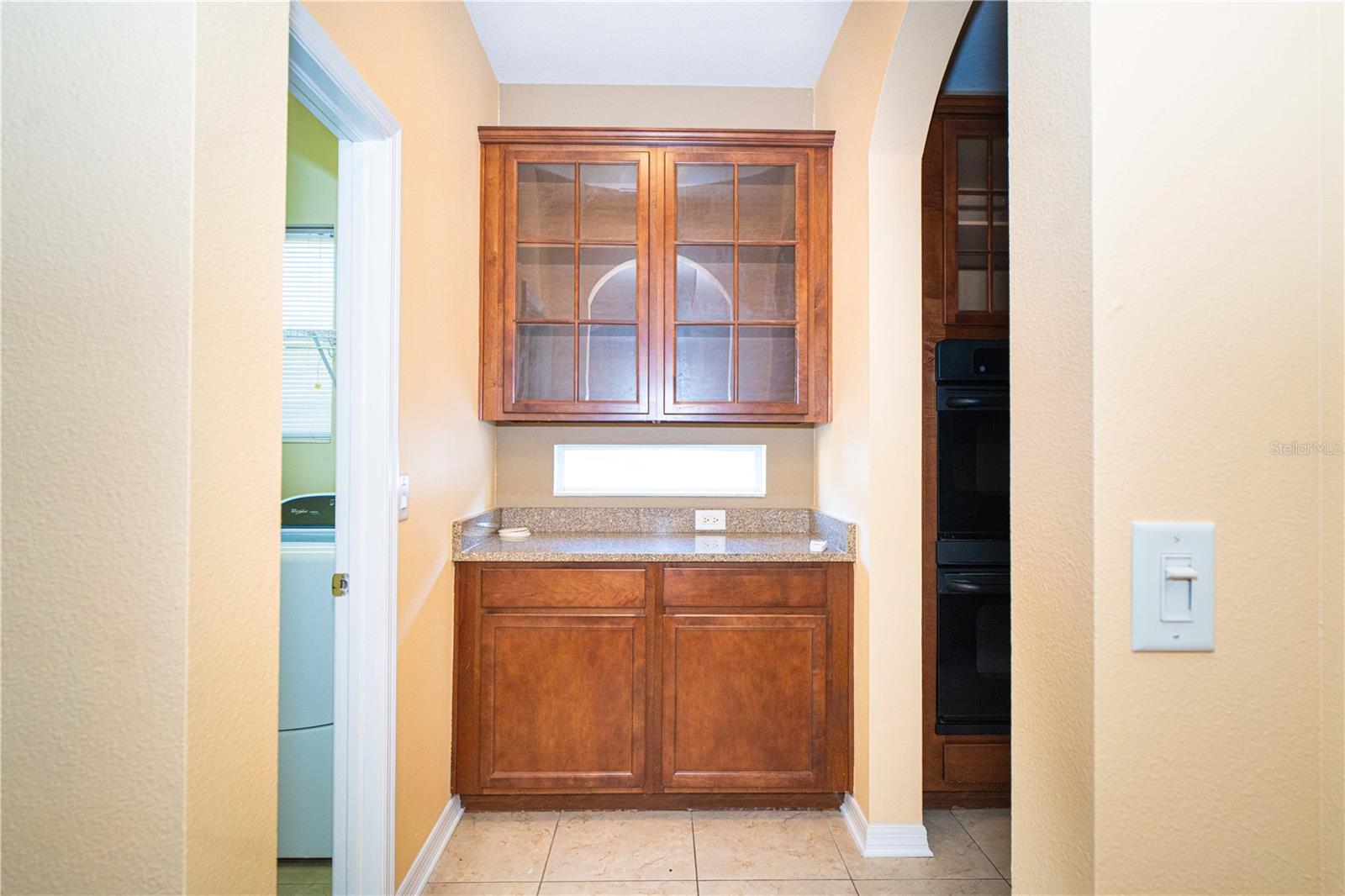 Image 8 of 36 For 561 Winthrop Drive