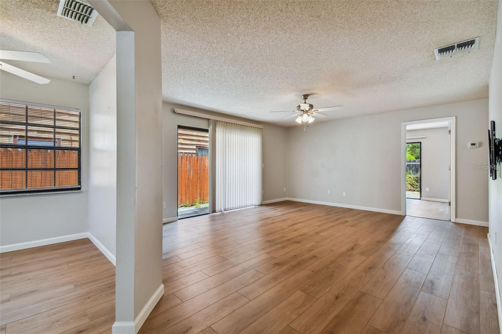 Image 11 of 34 For 2853 Whispering Drive N