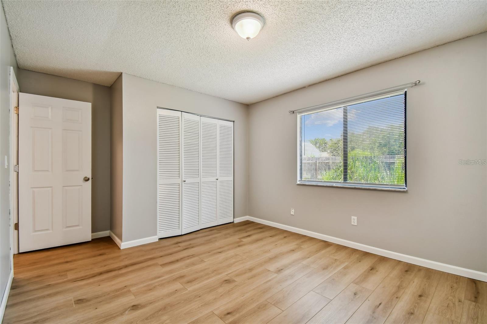 Image 22 of 34 For 2853 Whispering Drive N