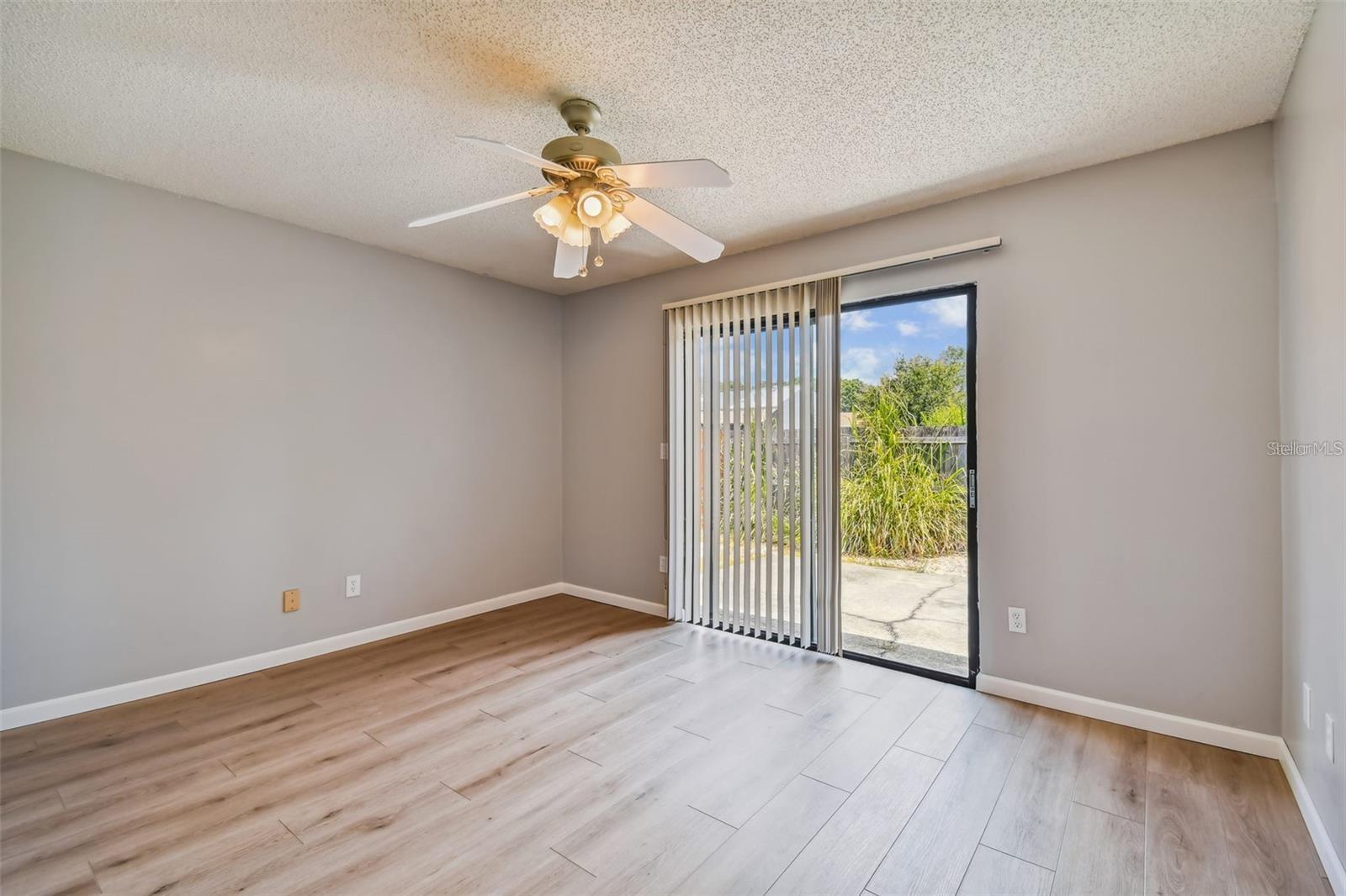 Image 28 of 34 For 2853 Whispering Drive N