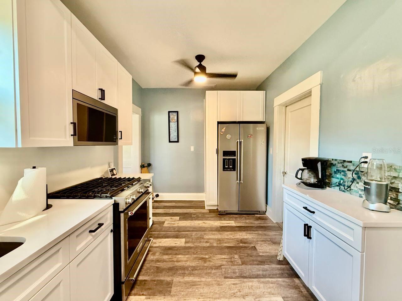 Image 17 of 33 For 3805 Arlington Avenue