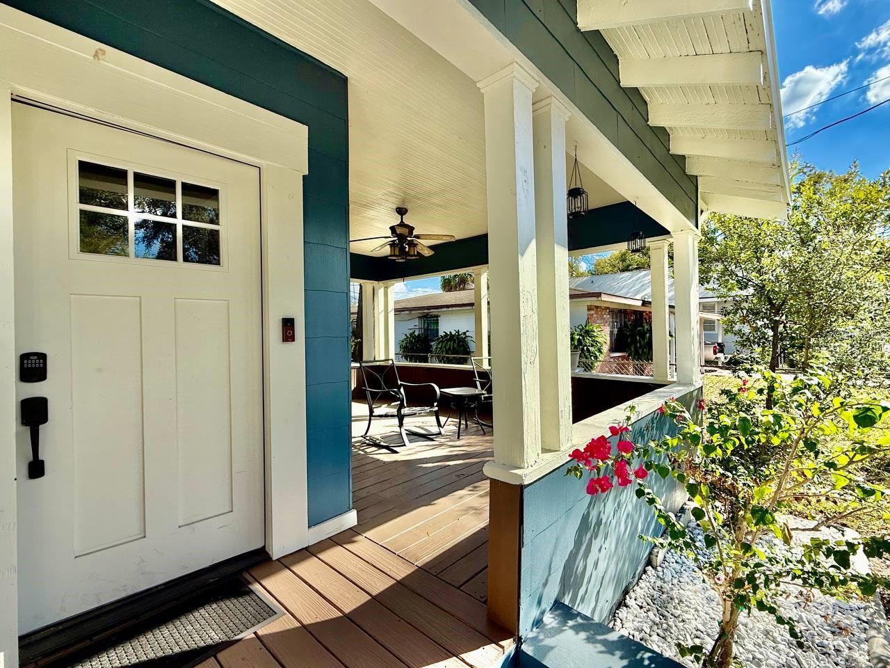 Image 4 of 33 For 3805 Arlington Avenue