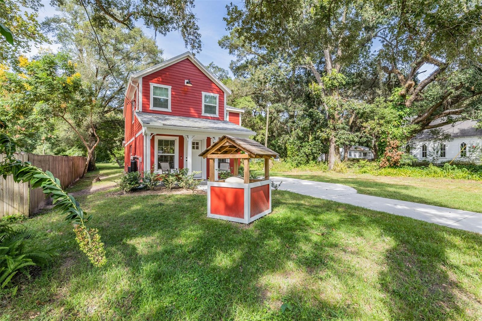 Image 16 of 85 For 17415 Sweetwater Road