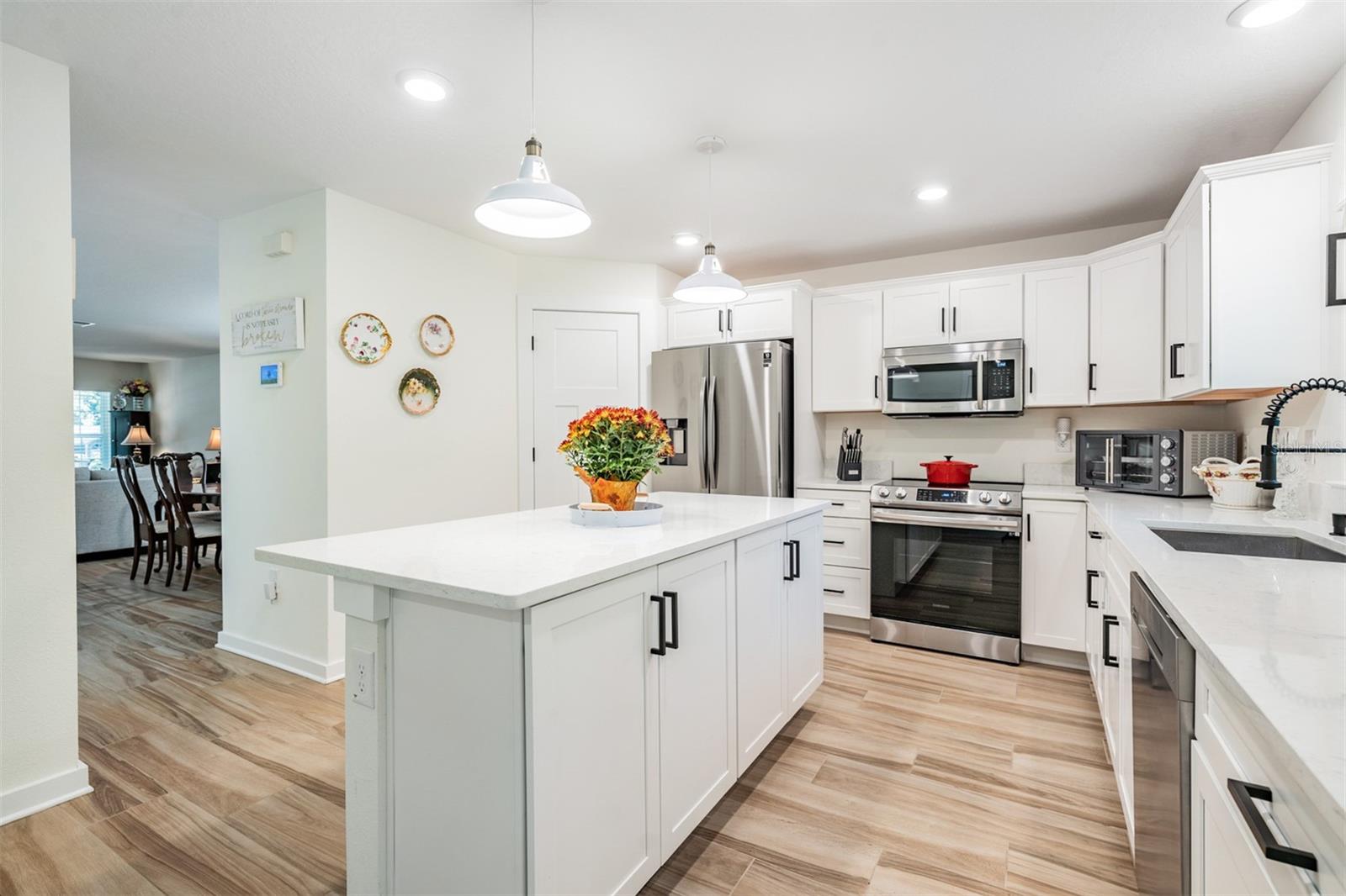 Image 20 of 85 For 17415 Sweetwater Road