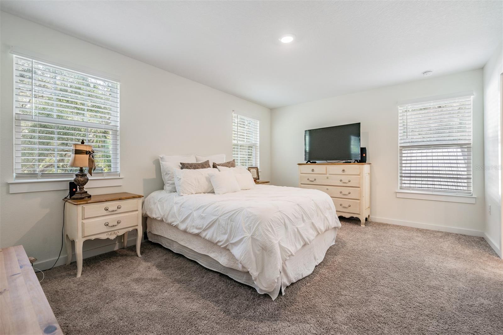 Image 29 of 85 For 17415 Sweetwater Road