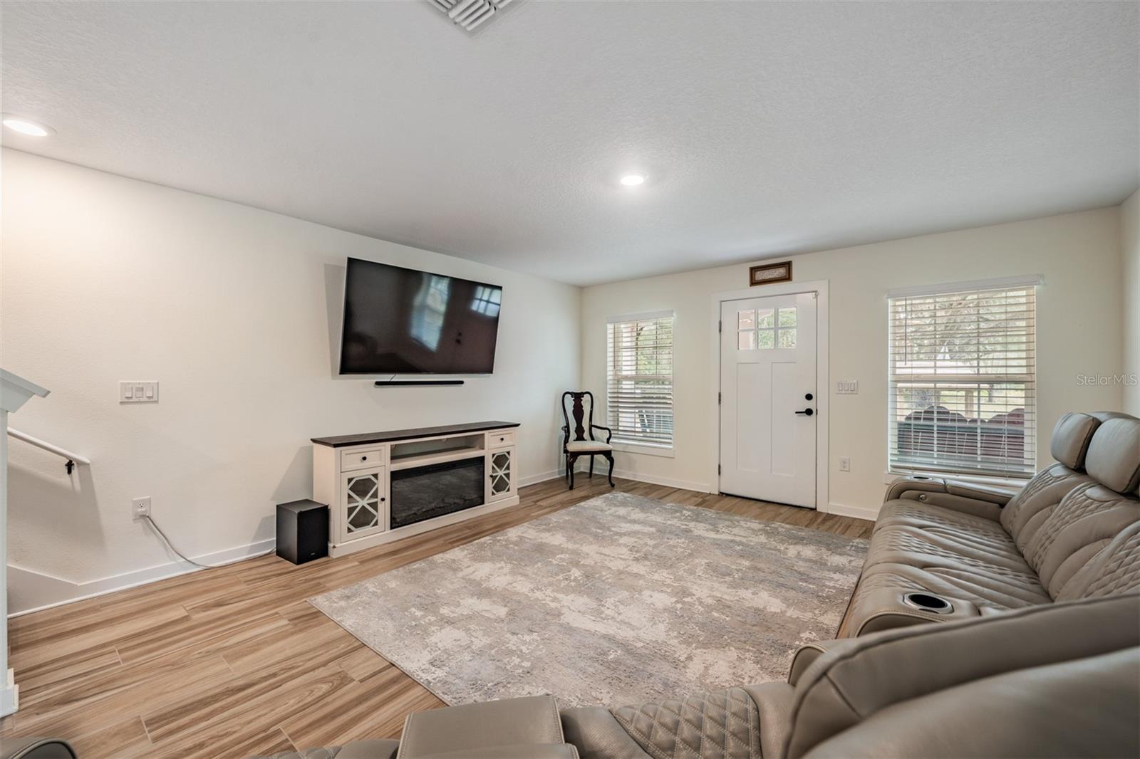 Image 73 of 85 For 17415 Sweetwater Road