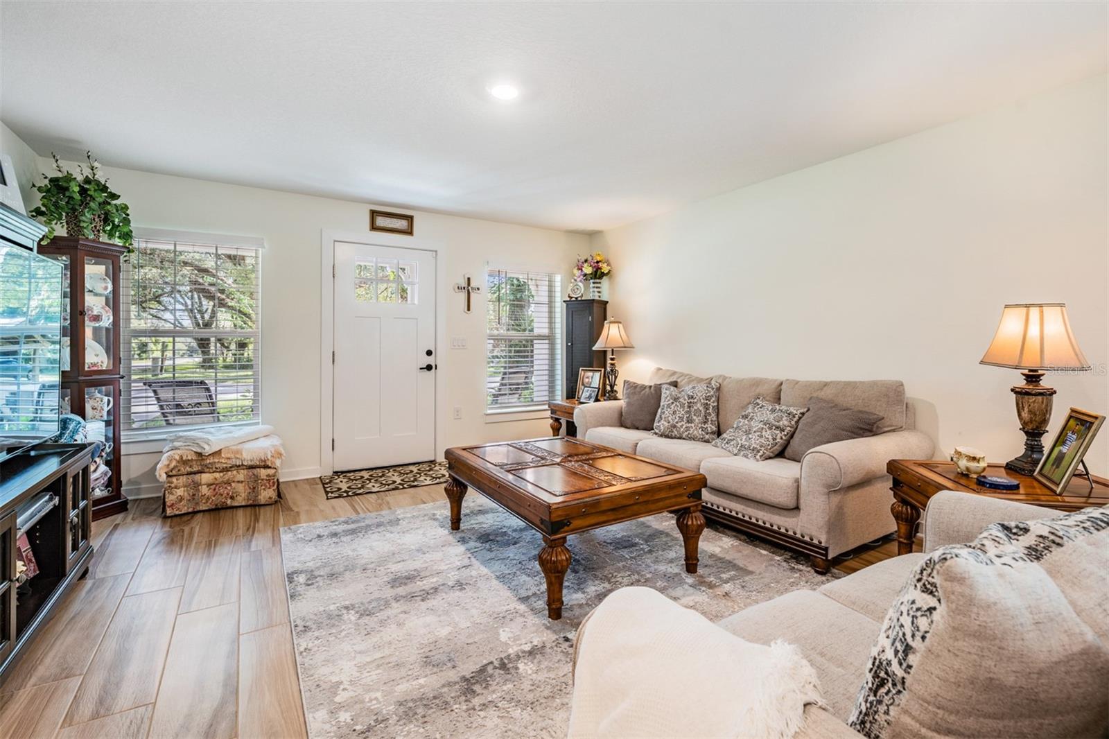 Image 8 of 85 For 17415 Sweetwater Road