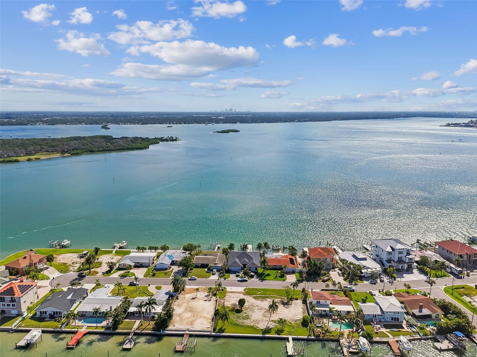 Image 28 of 39 For 570 Johns Pass Avenue