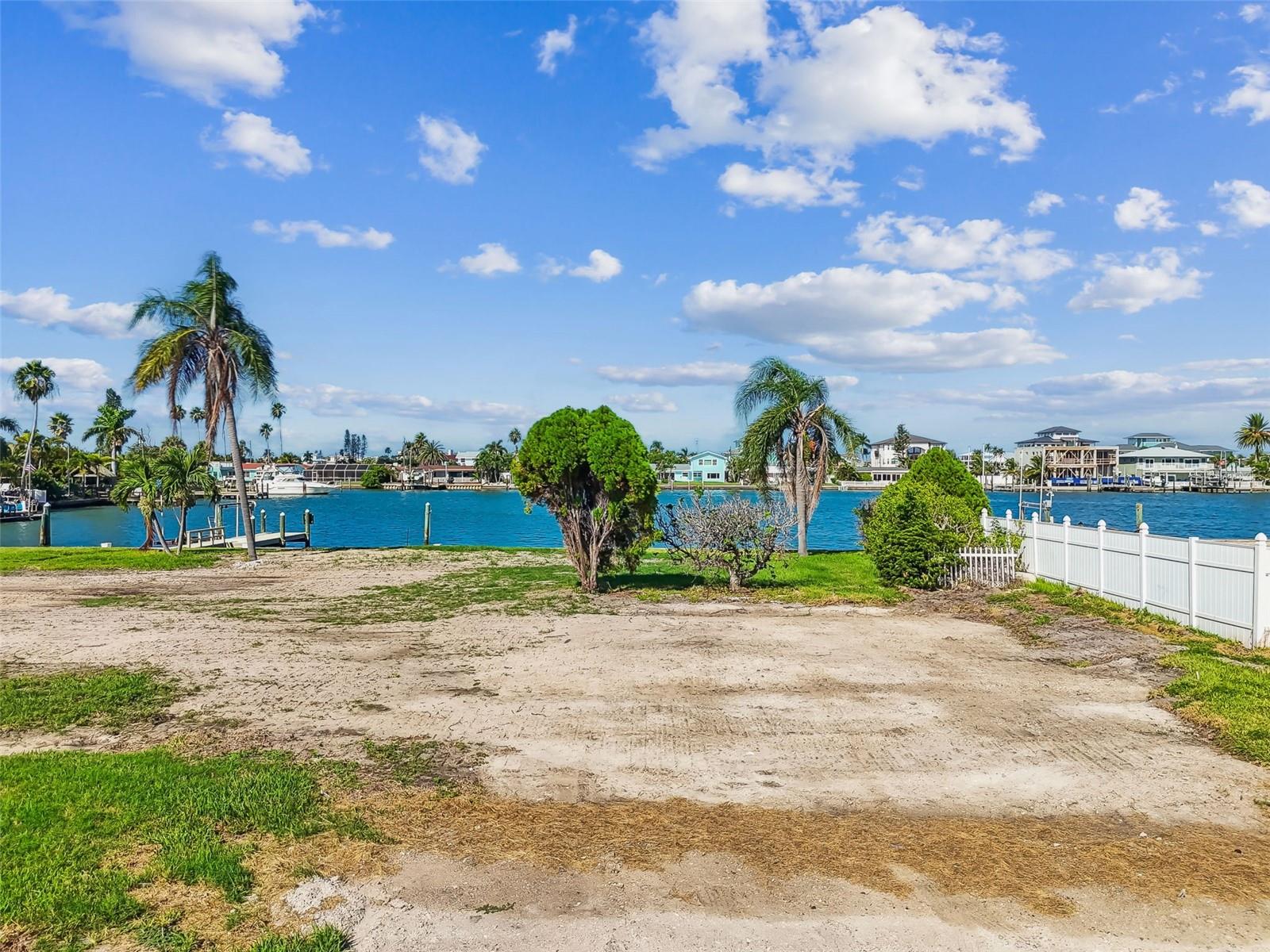 Image 6 of 39 For 570 Johns Pass Avenue