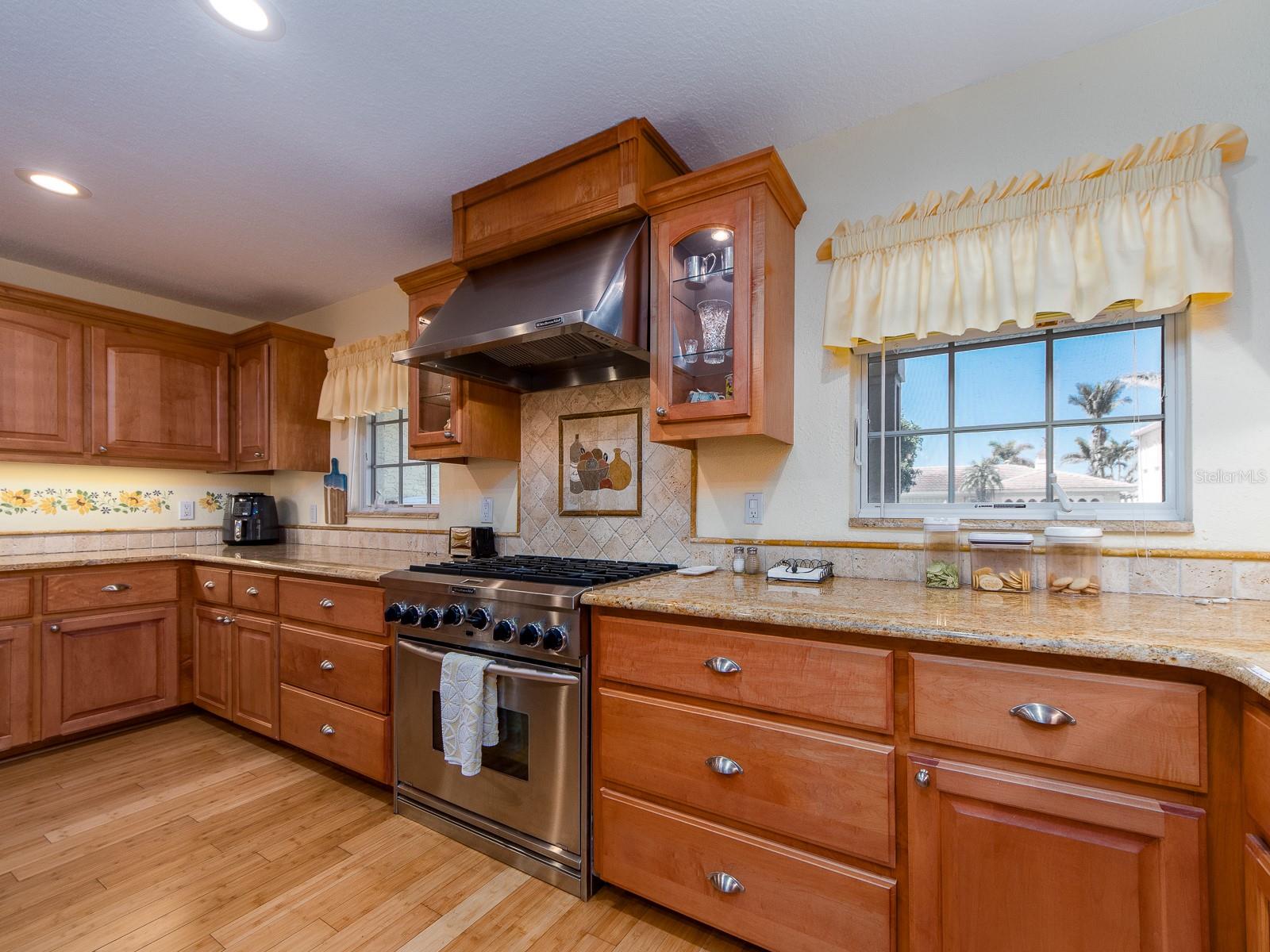 Image 12 of 58 For 1140 81st Street S