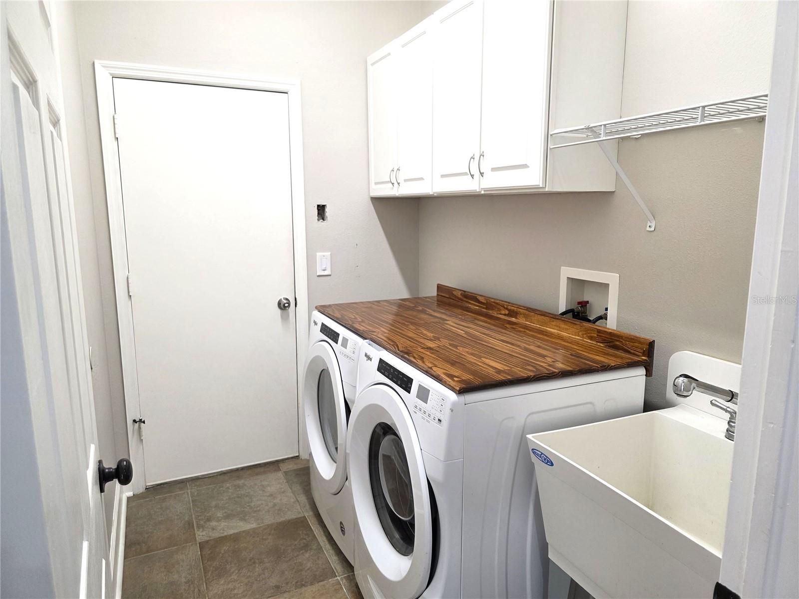 Image 17 of 19 For 511 Crowned Eagle Court