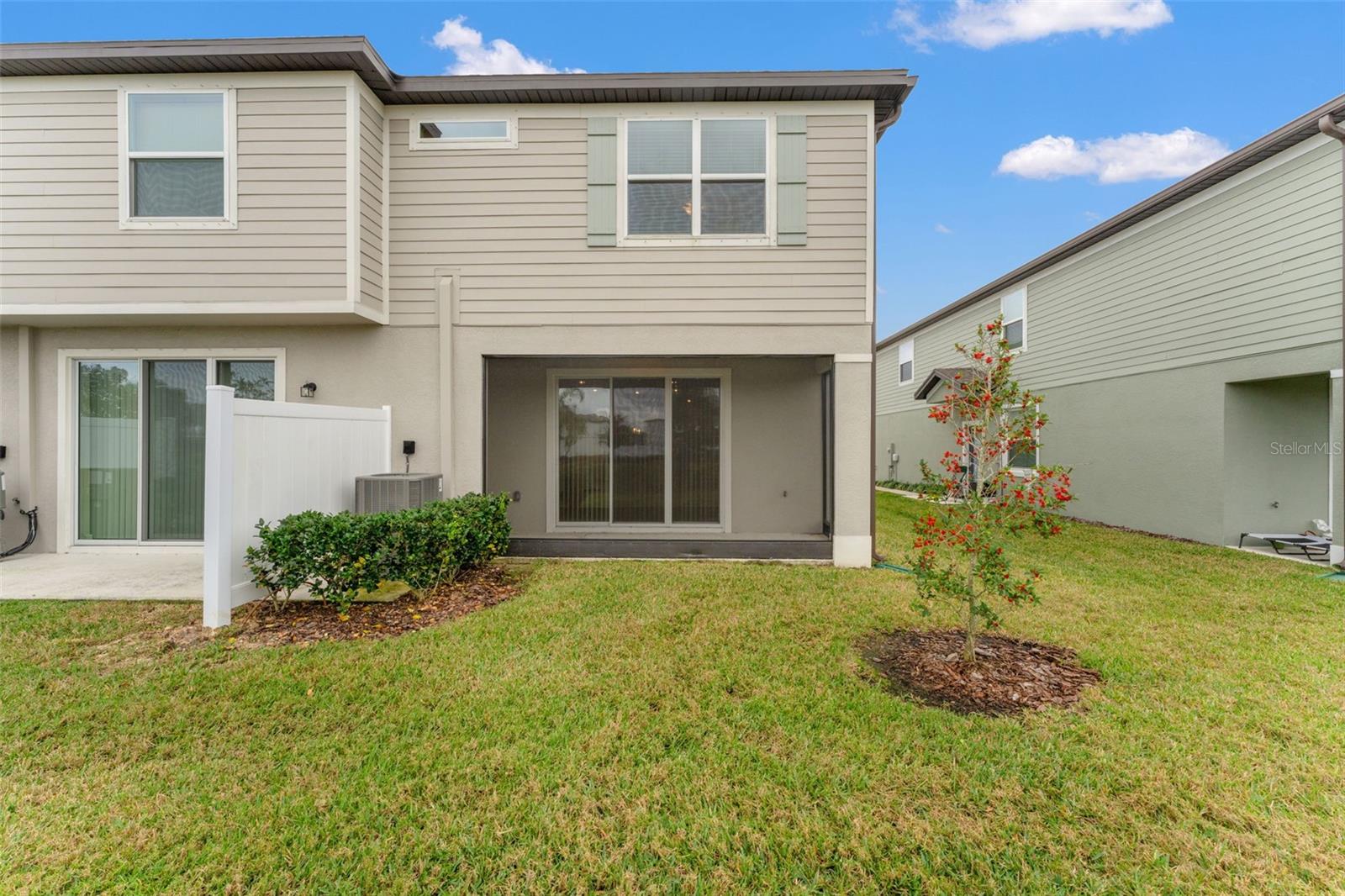 Image 34 of 40 For 31329 Amberview Bend