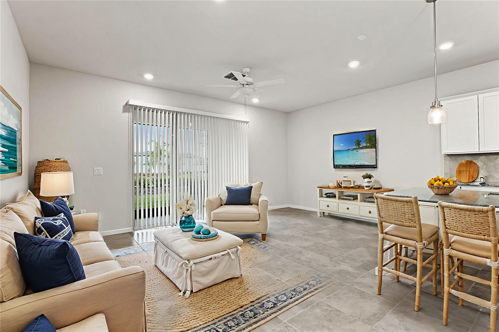 Image 6 of 40 For 31329 Amberview Bend