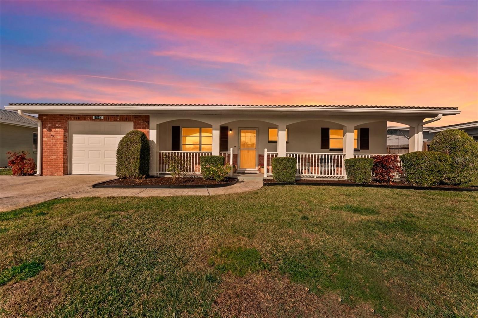 Image 2 of 35 For 11095 87th Avenue