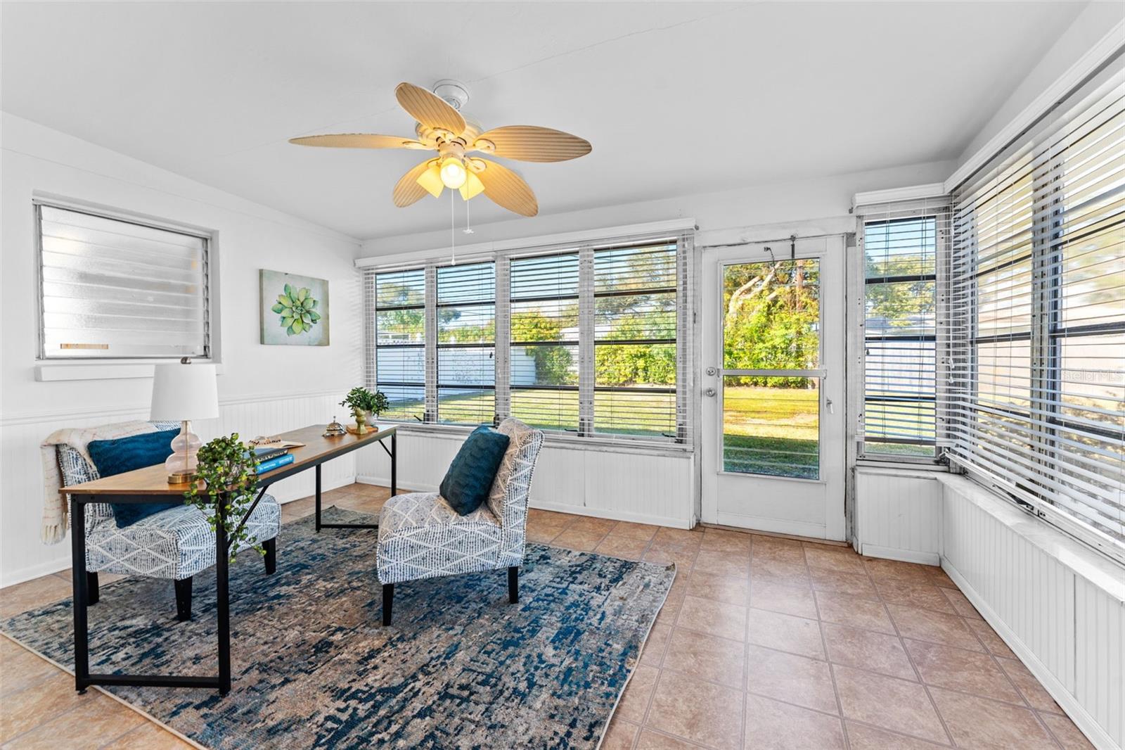 Image 24 of 35 For 11095 87th Avenue