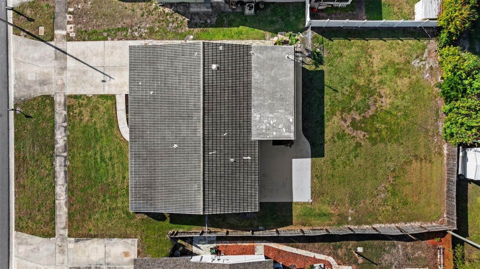 Image 32 of 35 For 11095 87th Avenue