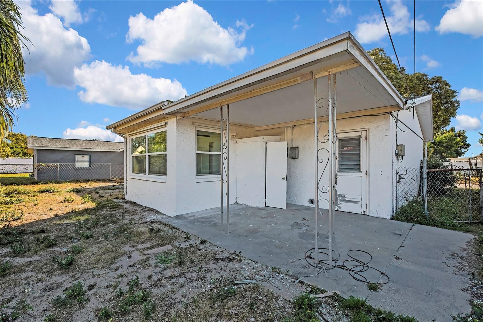 Image 30 of 33 For 4841 Manor Drive