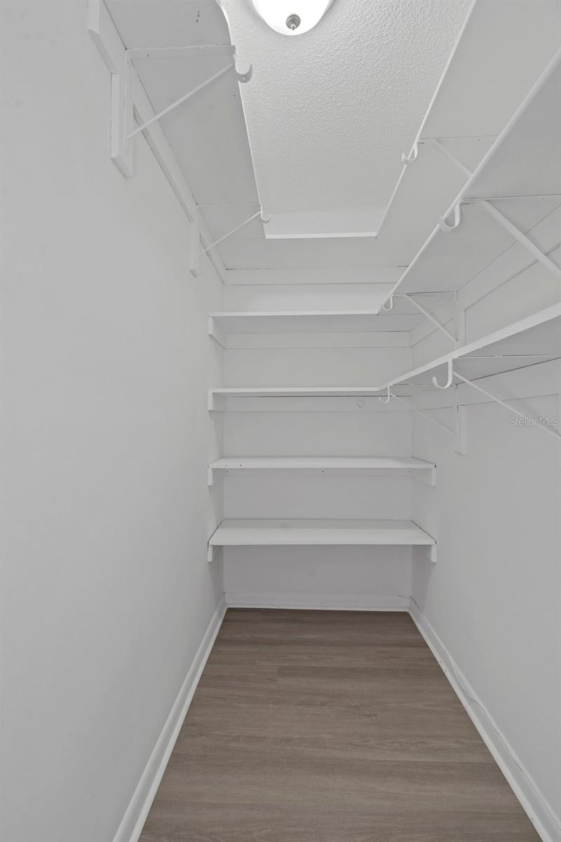 Image 38 of 48 For 5980 Shore Boulevard S 312