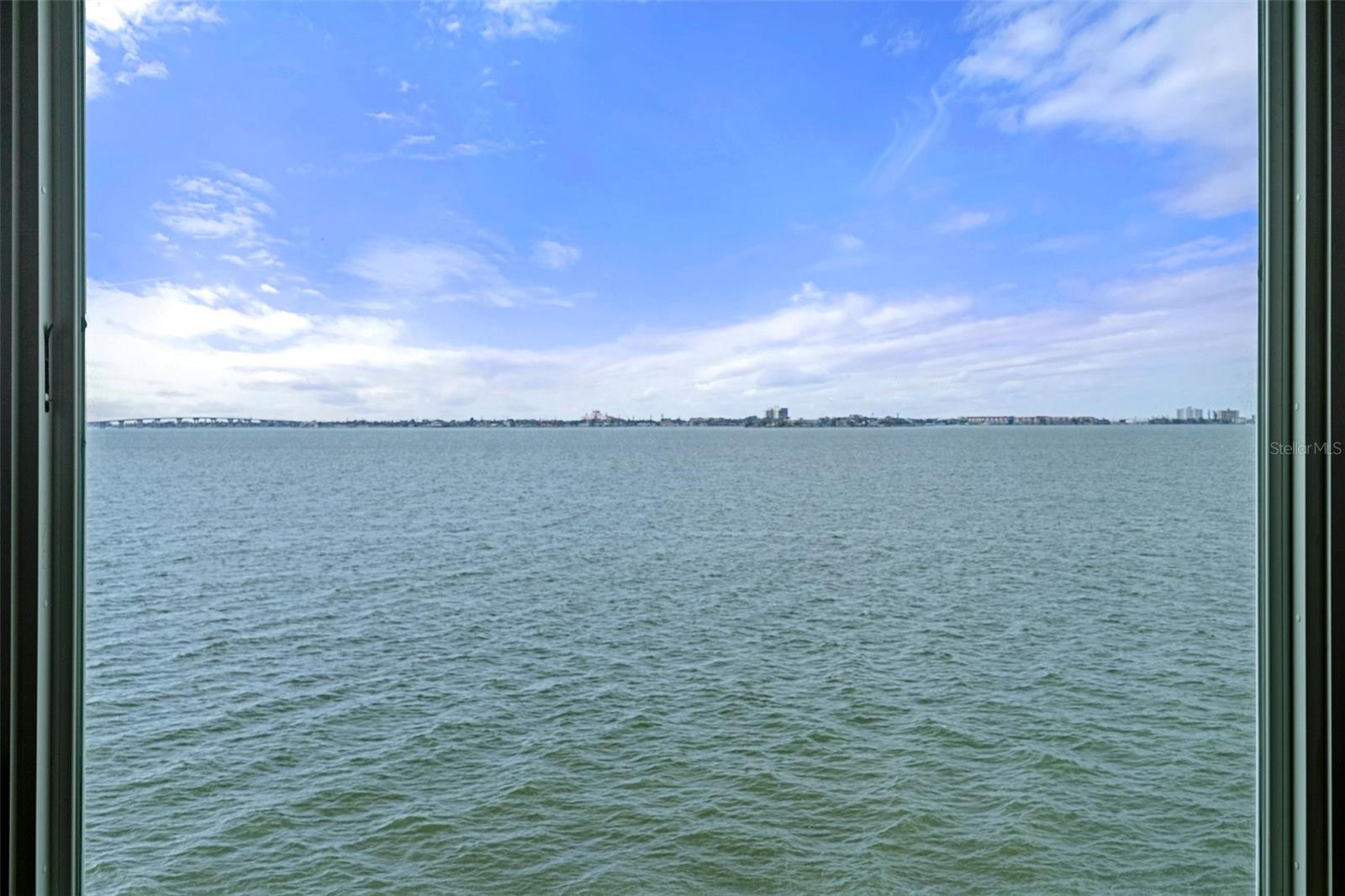 Image 4 of 48 For 5980 Shore Boulevard S 312