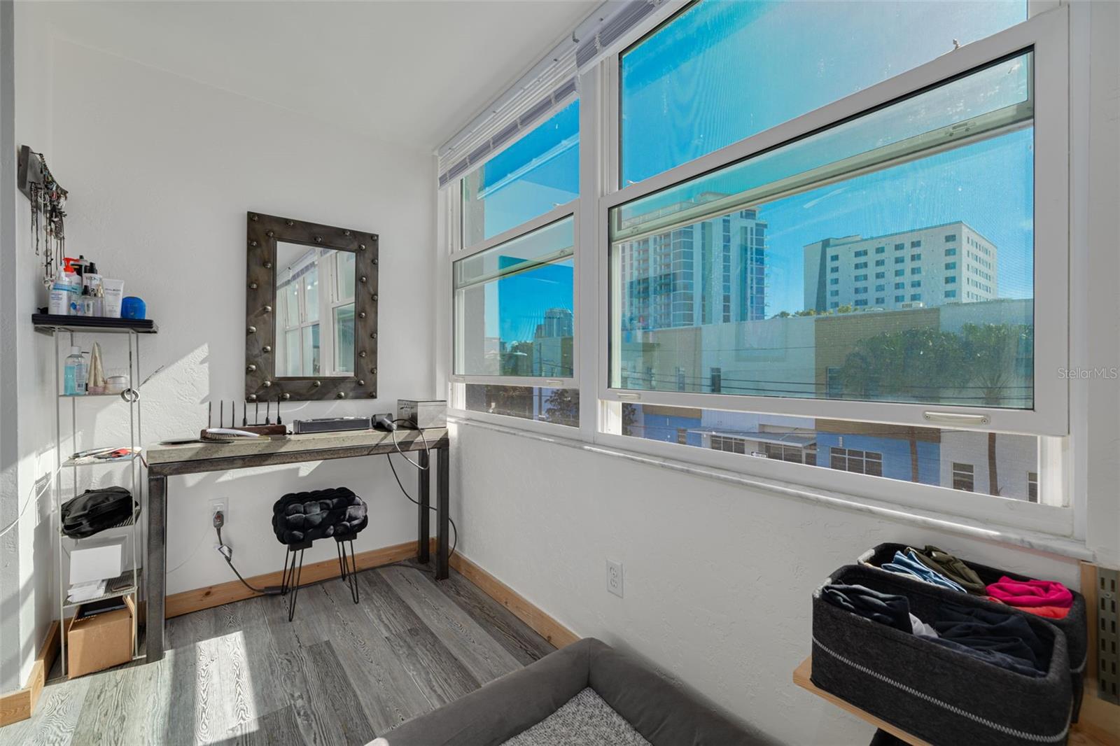 Image 12 of 24 For 841 4th Avenue N 38