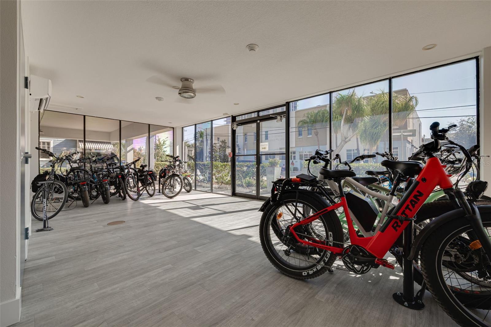 Image 15 of 24 For 841 4th Avenue N 38