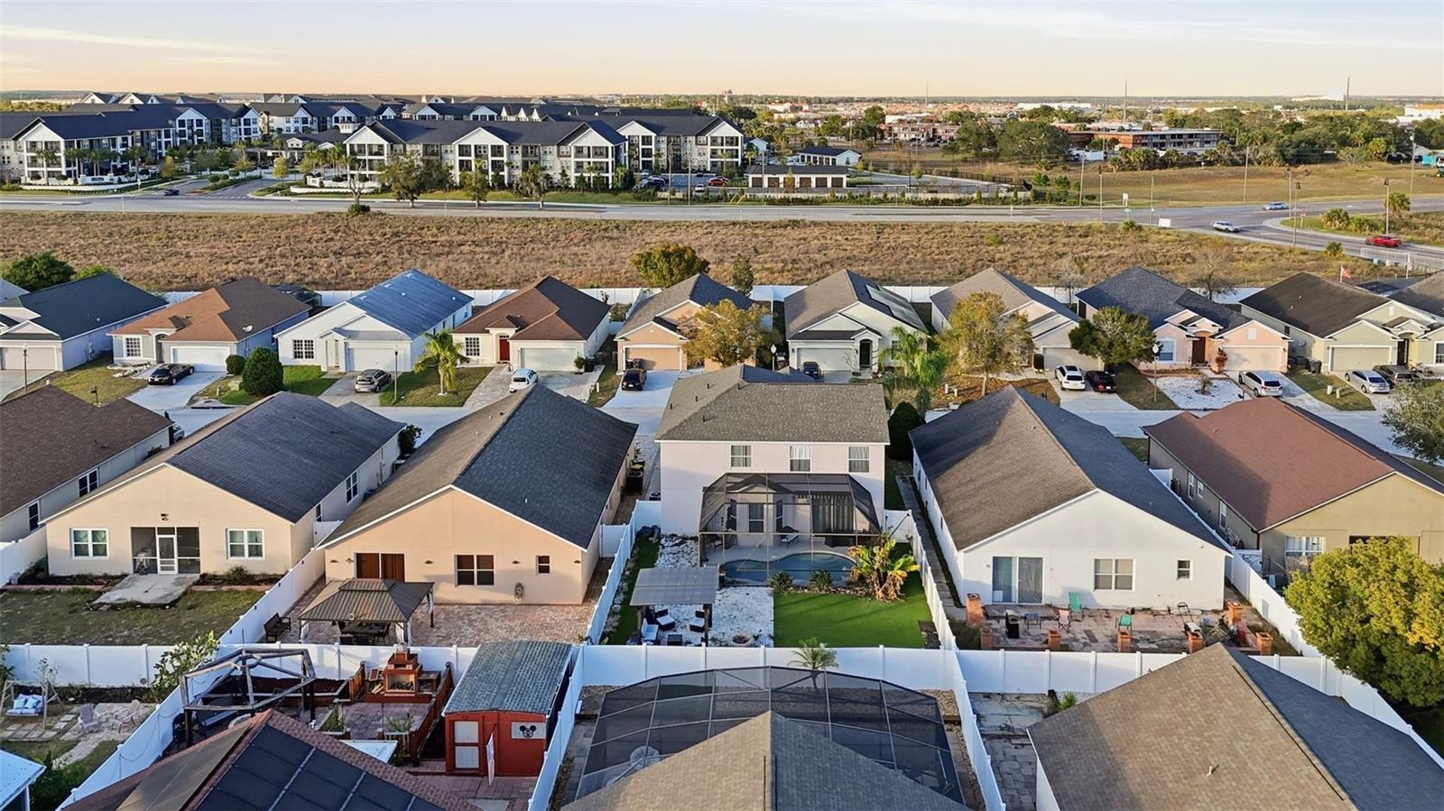 Image 17 of 70 For 328 Sahalli Court N