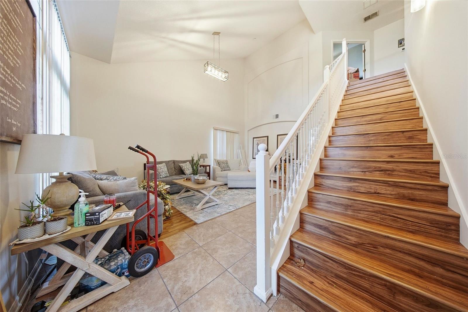 Image 23 of 70 For 328 Sahalli Court N