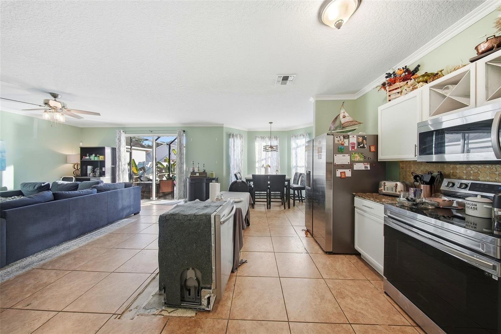 Image 32 of 70 For 328 Sahalli Court N