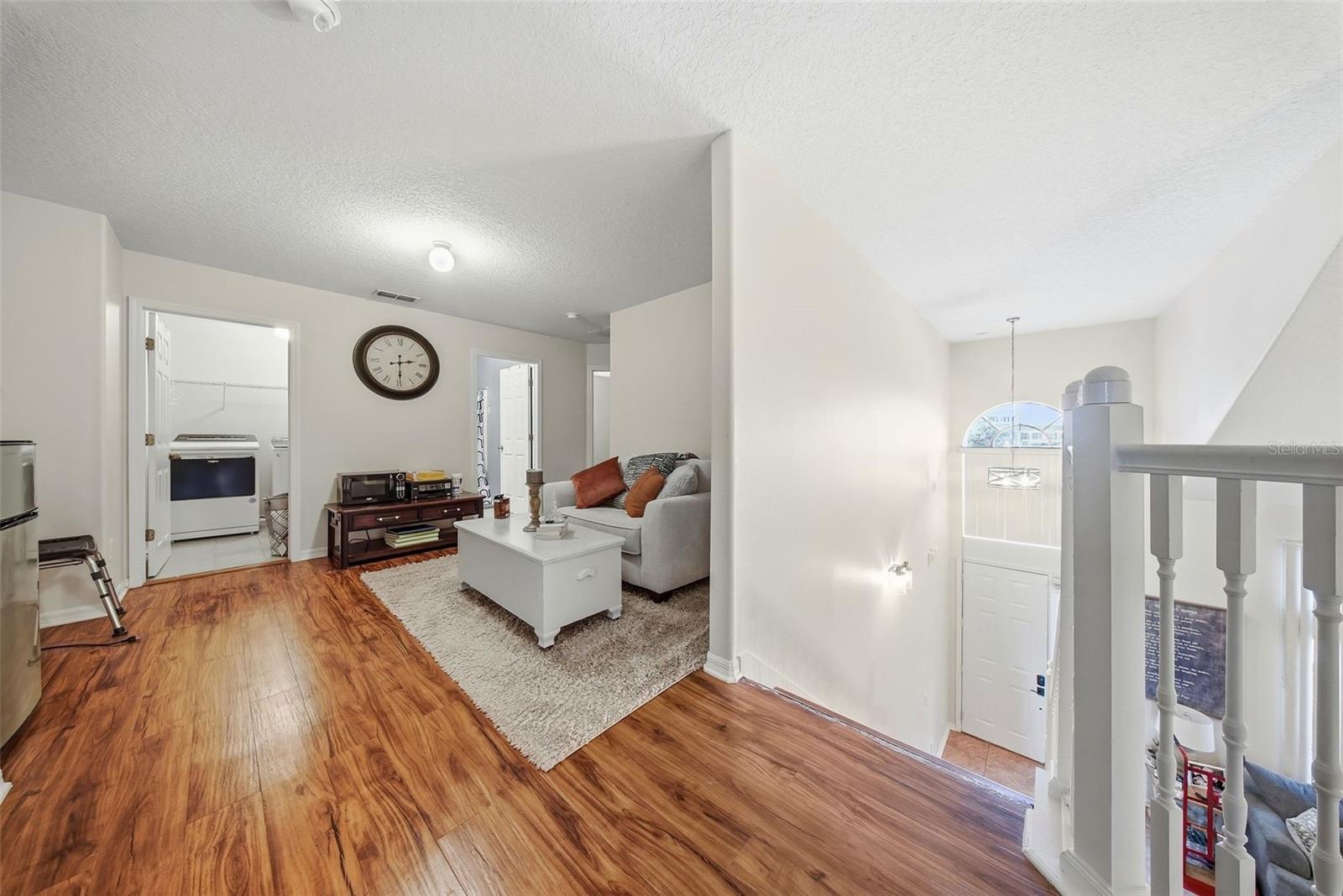 Image 33 of 70 For 328 Sahalli Court N