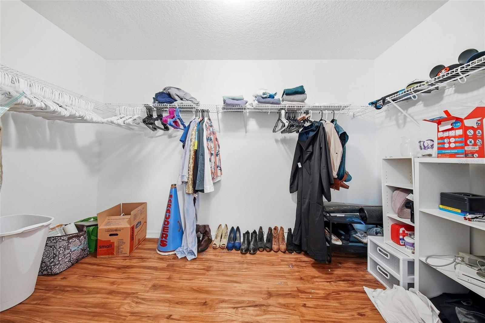 Image 49 of 70 For 328 Sahalli Court N