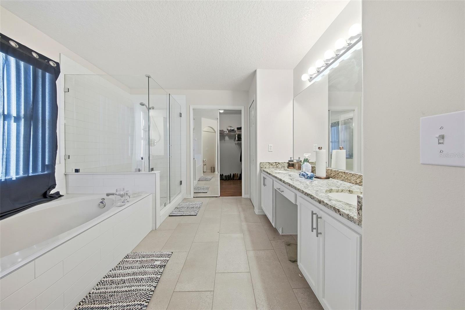 Image 53 of 70 For 328 Sahalli Court N