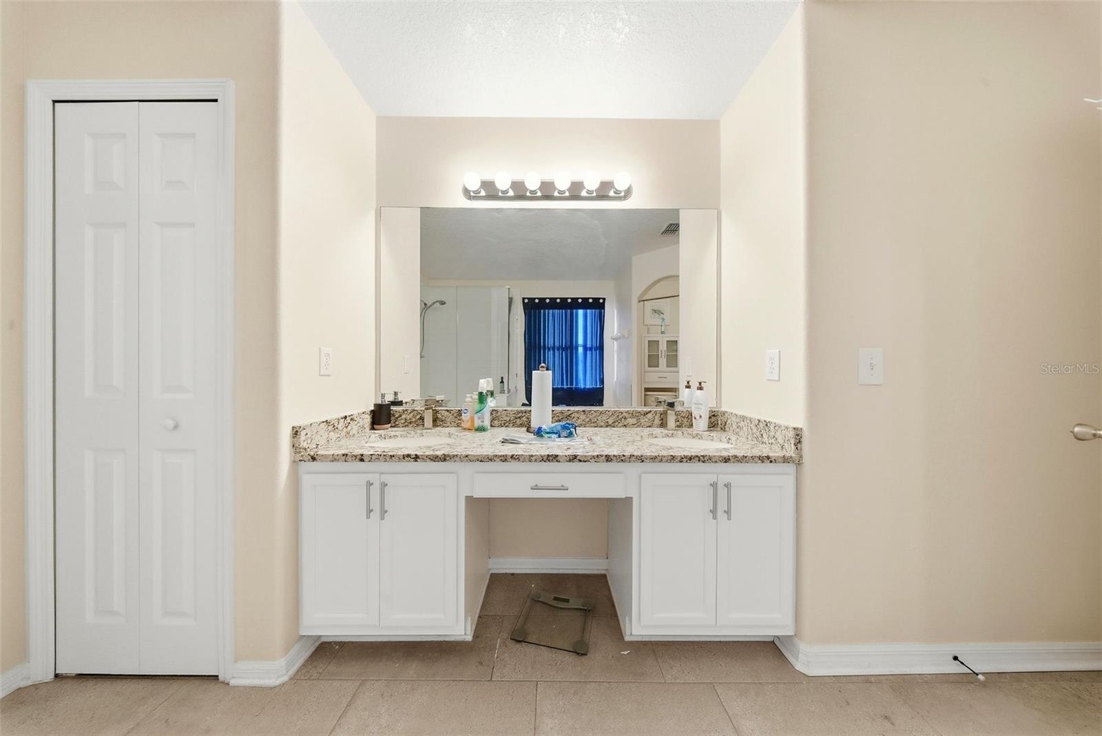 Image 56 of 70 For 328 Sahalli Court N