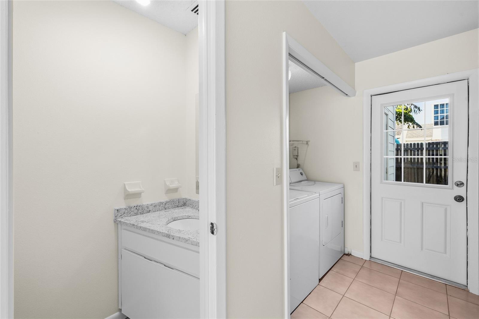 Image 13 of 31 For 1716 Mill Run Circle