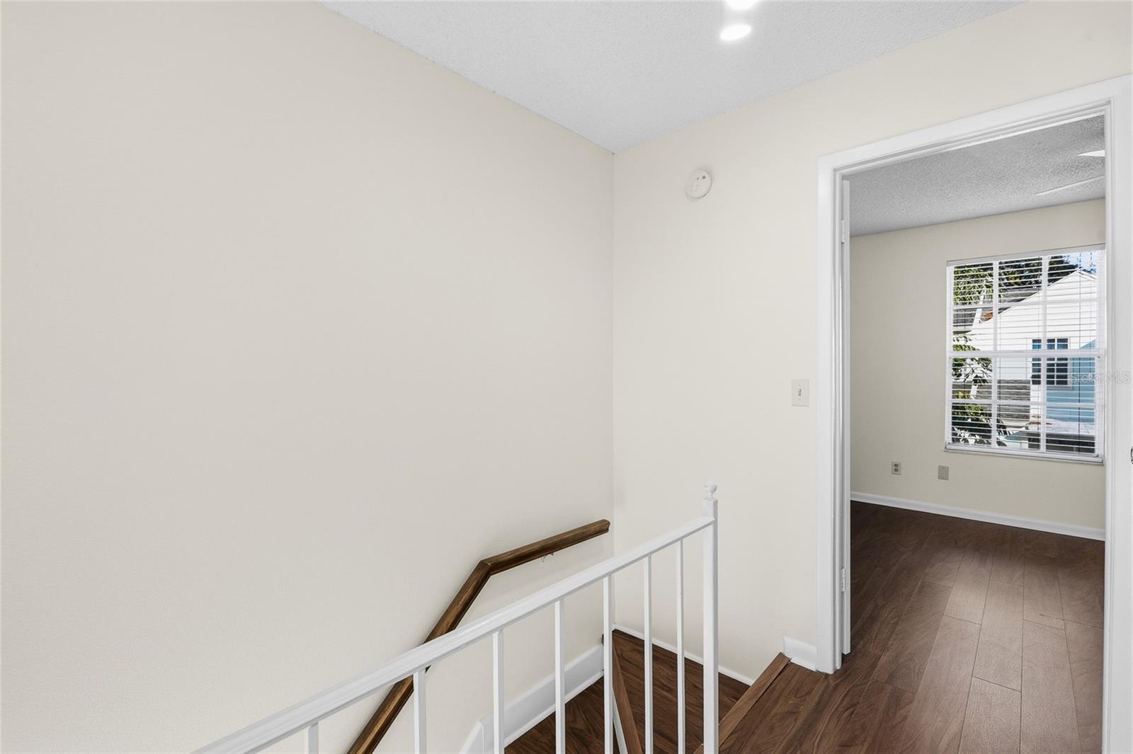 Image 16 of 31 For 1716 Mill Run Circle