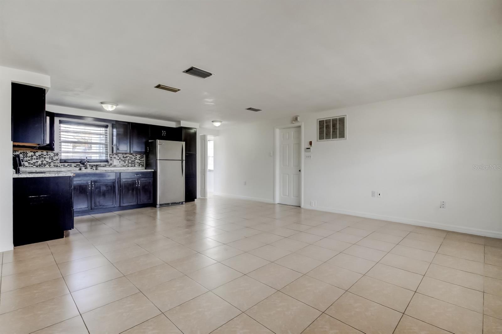 Image 7 of 37 For 3510 Linkwood Street