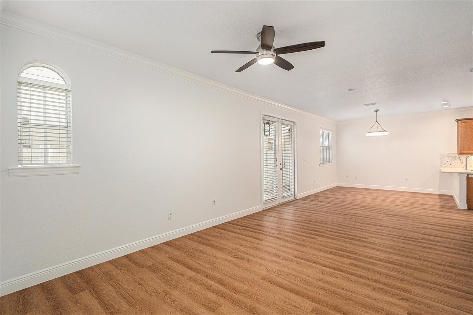 Image 3 of 26 For 111 Melville Avenue 2