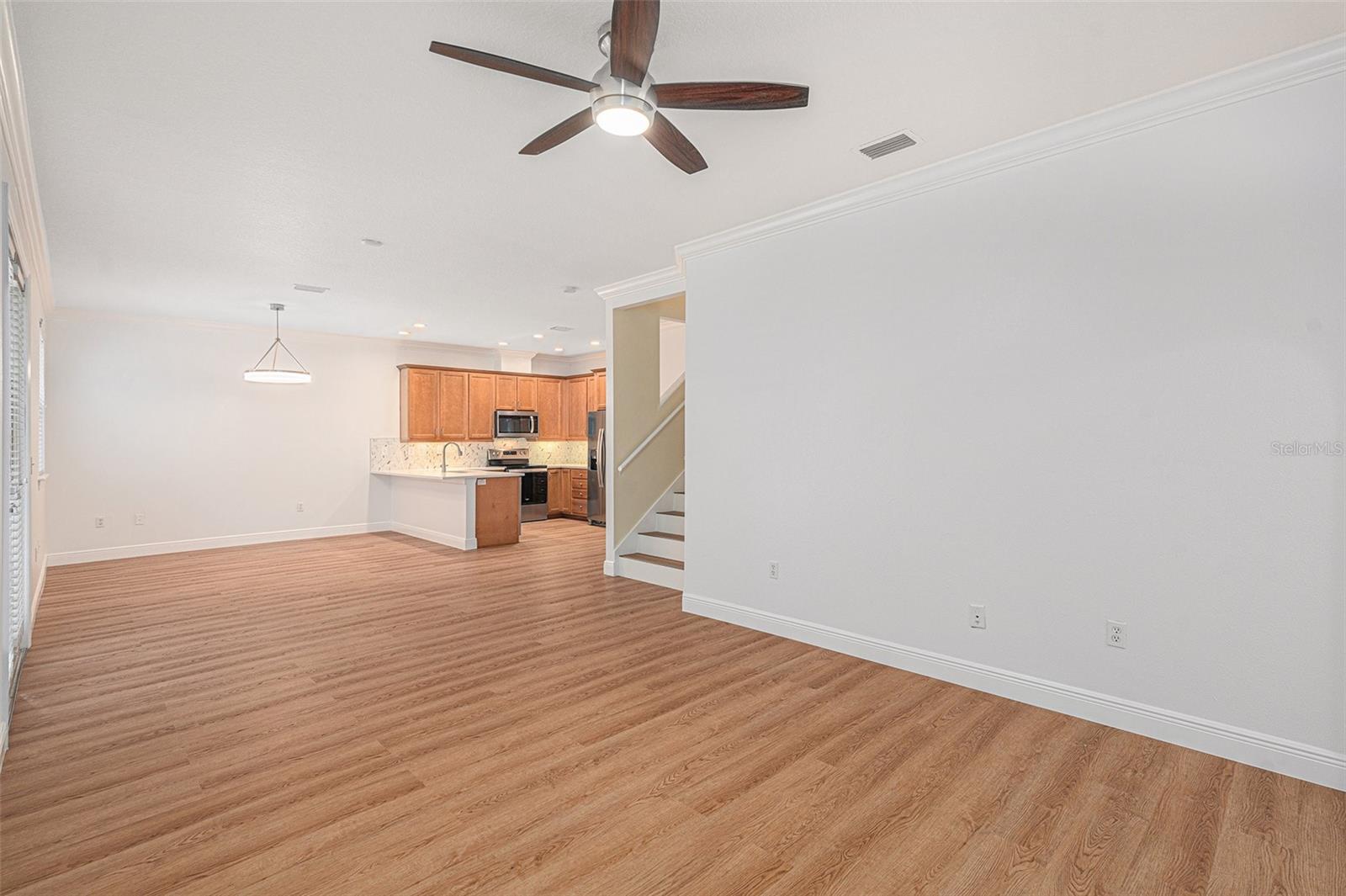 Image 4 of 26 For 111 Melville Avenue 2