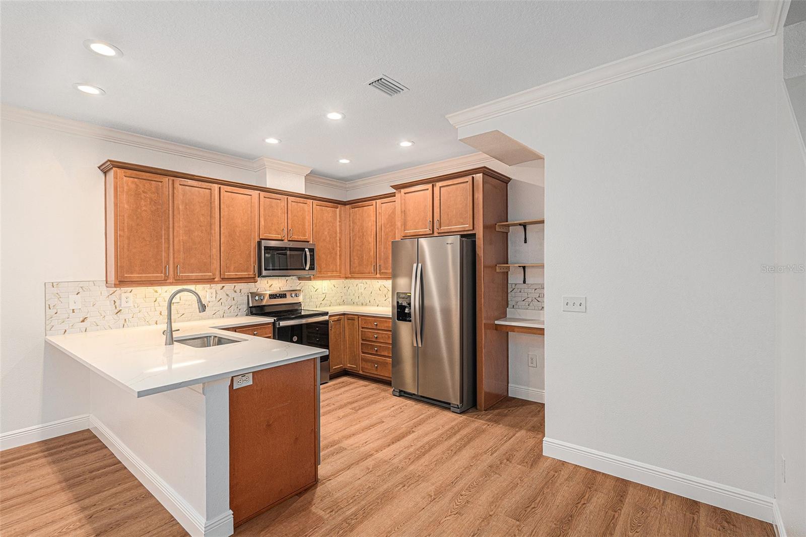 Image 8 of 26 For 111 Melville Avenue 2