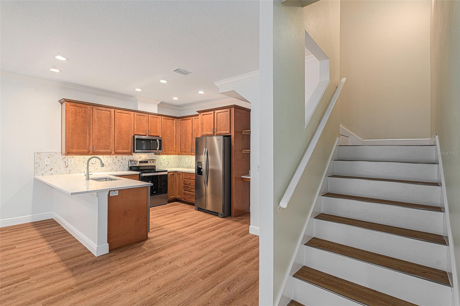 Image 9 of 26 For 111 Melville Avenue 2