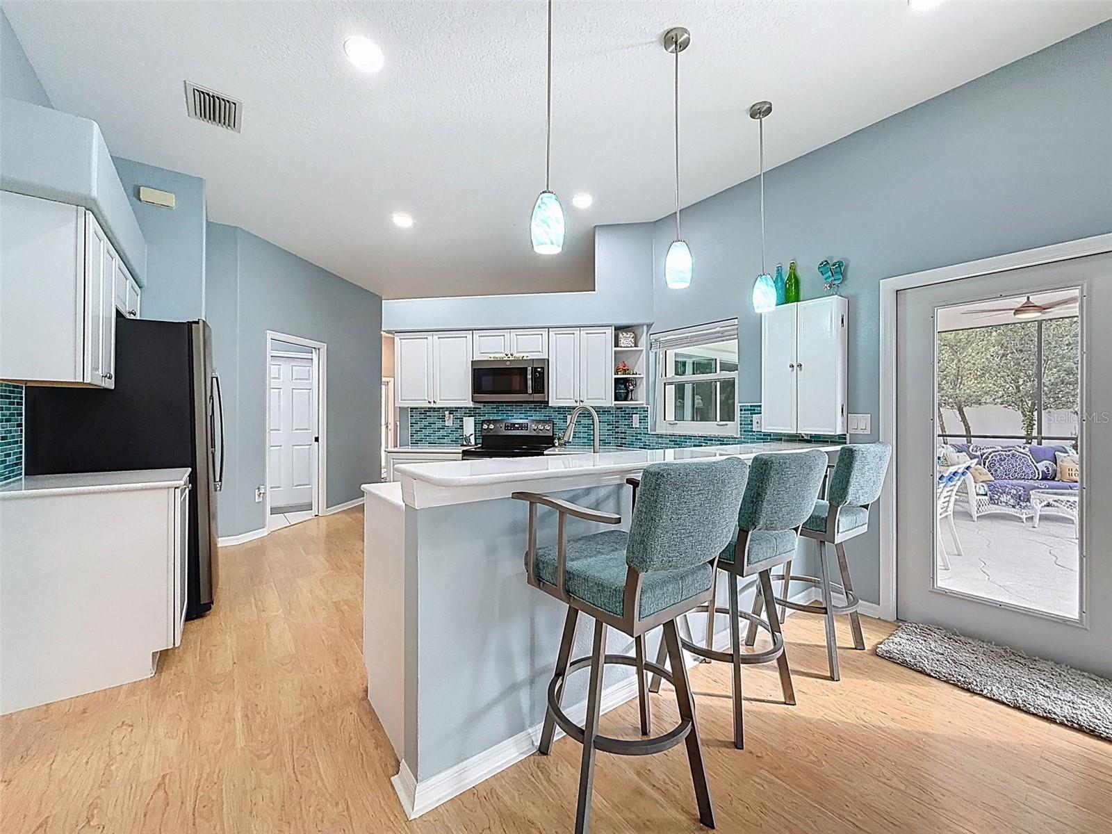 Image 15 of 61 For 724 Cypress Park Avenue