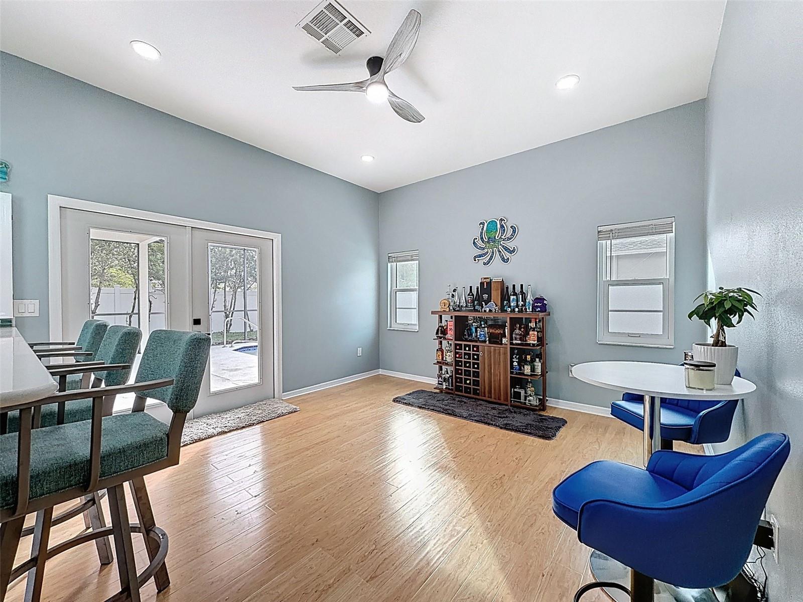 Image 16 of 61 For 724 Cypress Park Avenue