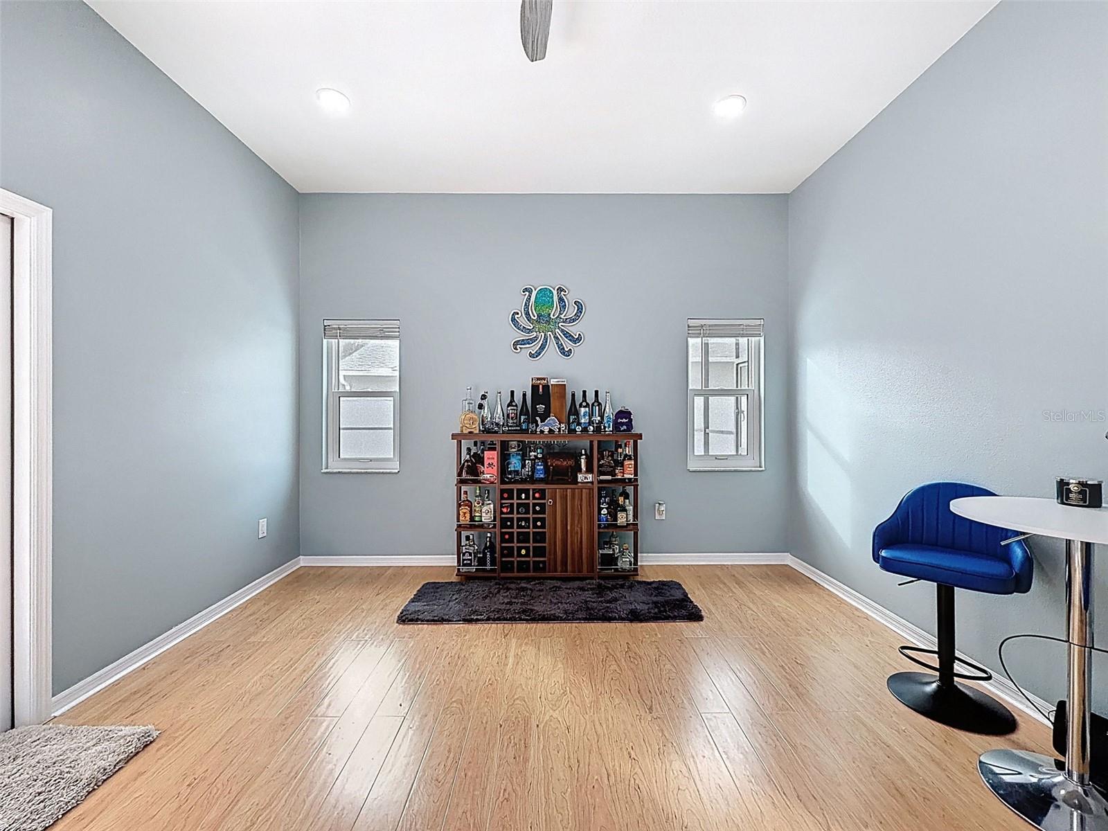 Image 19 of 61 For 724 Cypress Park Avenue