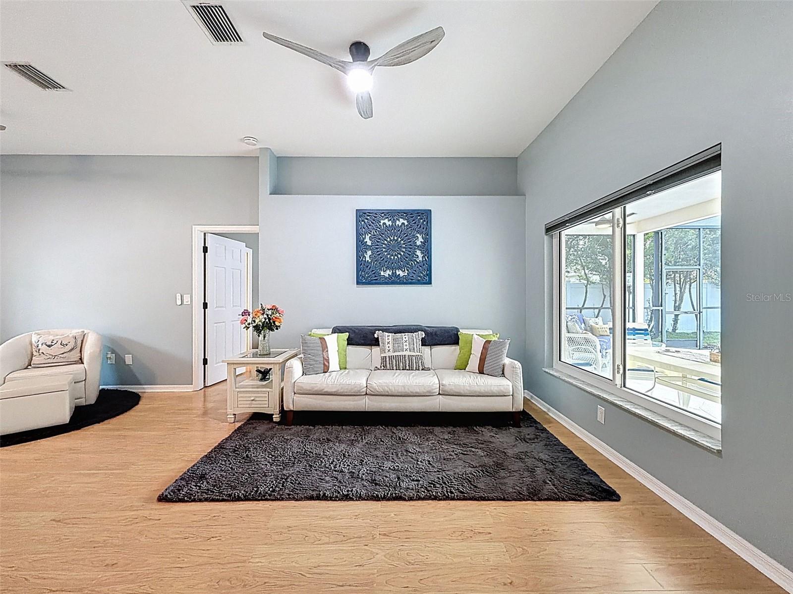 Image 9 of 61 For 724 Cypress Park Avenue