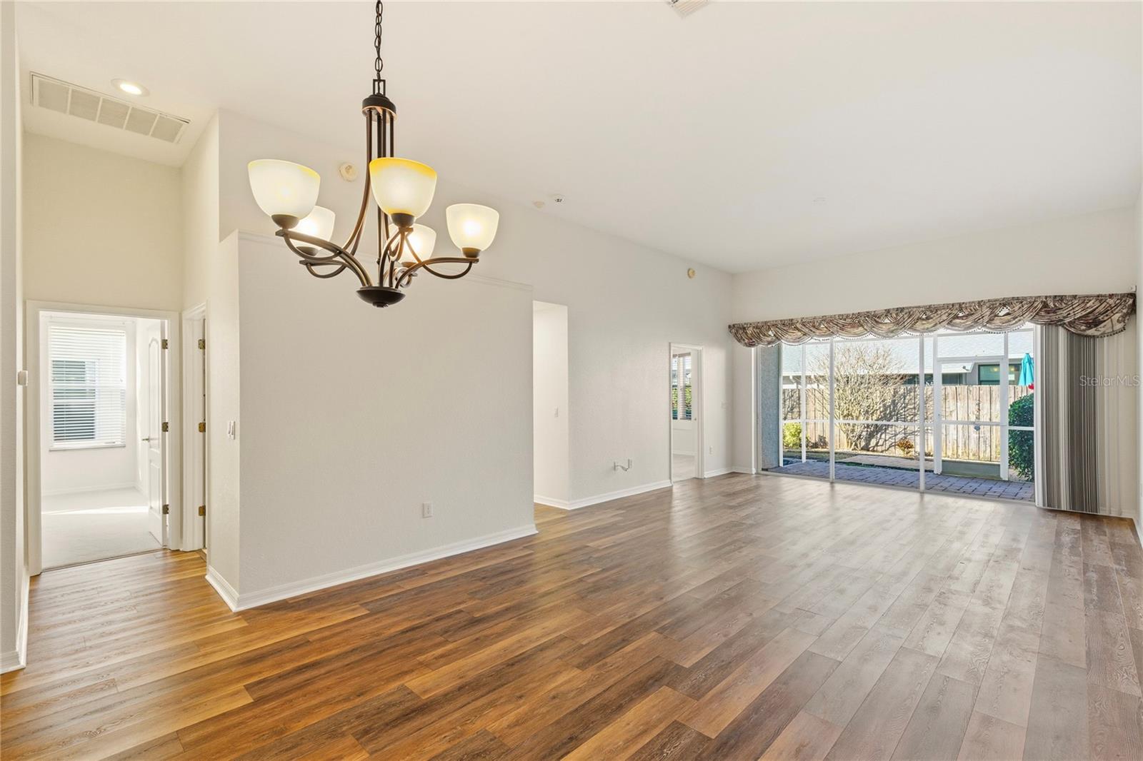 Image 10 of 38 For 2142 Andrews Court