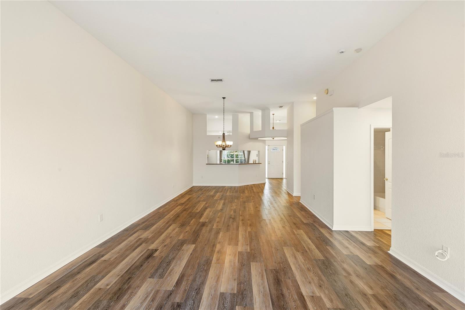 Image 11 of 38 For 2142 Andrews Court