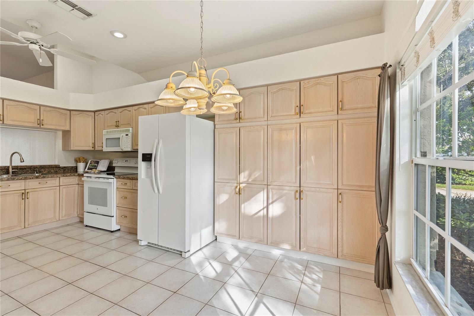 Image 6 of 38 For 2142 Andrews Court