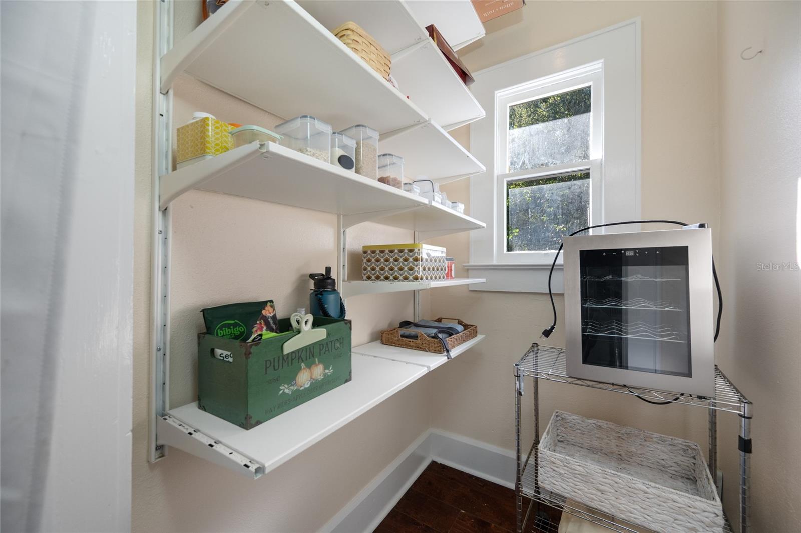 Image 19 of 66 For 1101 Granada Street