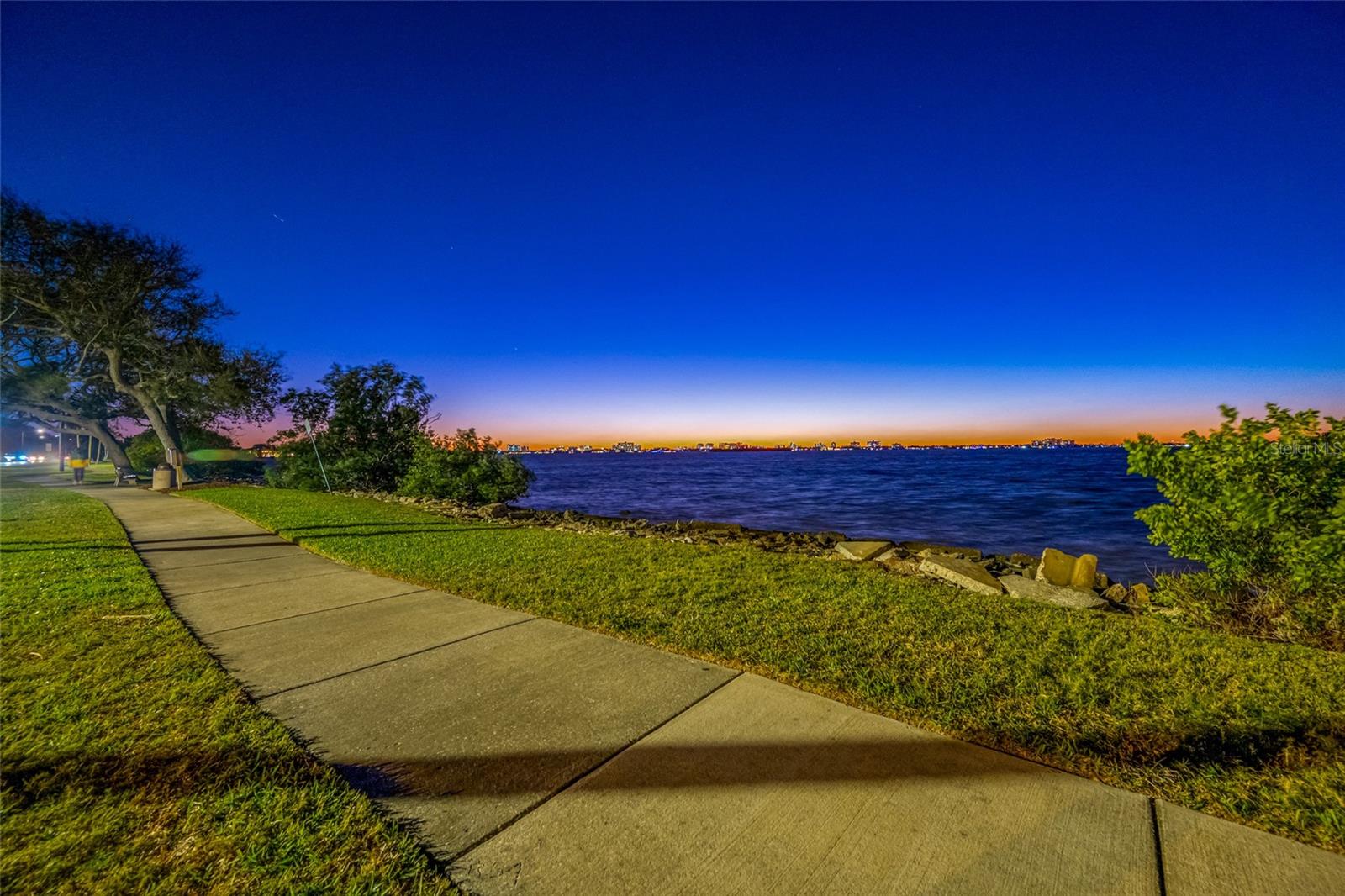 Image 52 of 66 For 1101 Granada Street