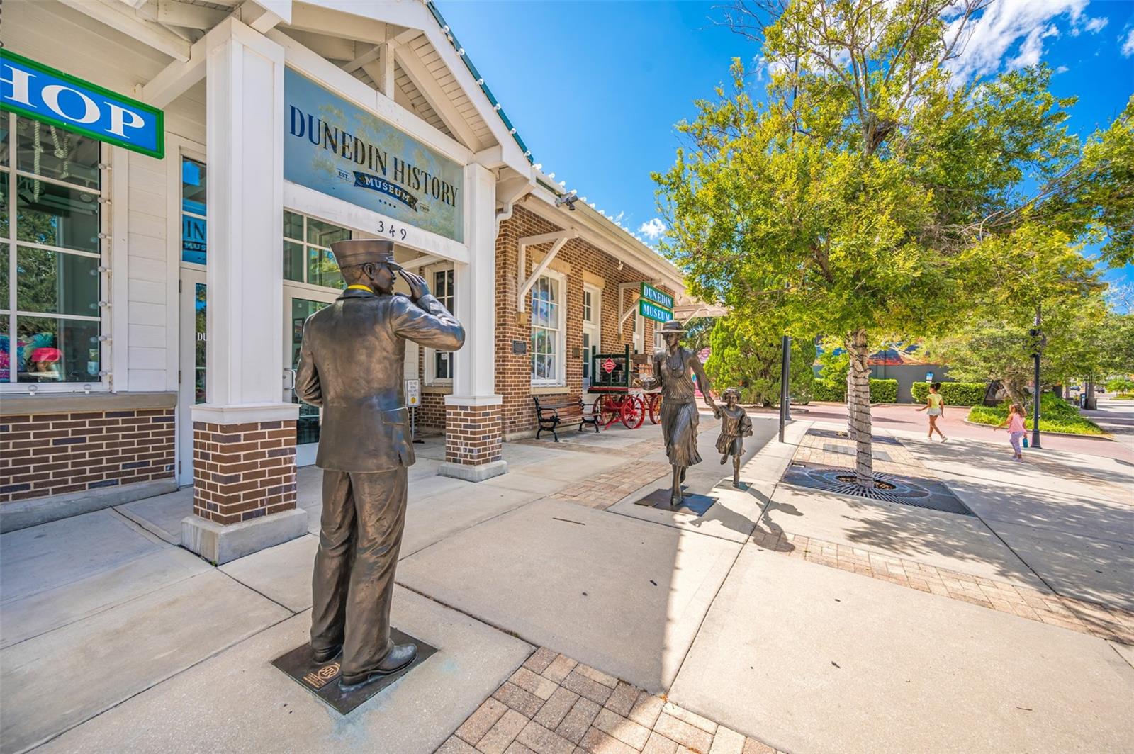 Image 55 of 66 For 1101 Granada Street