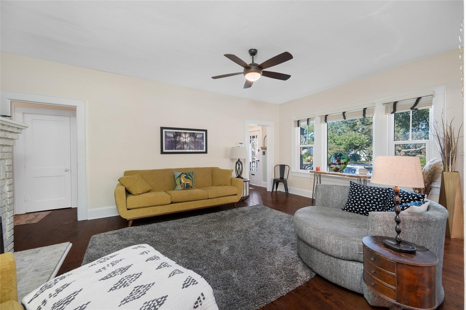 Image 8 of 66 For 1101 Granada Street